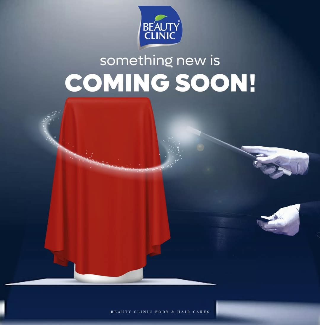 ဟိတ် ဥုံဖွ Beauty Clinic လေး မတ်တပ်ထ